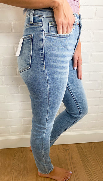 Jessica High Rise Skinny Jean